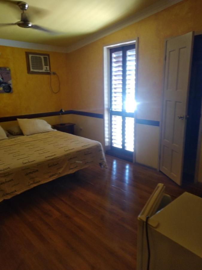 The Lighthouse At Casa Max Hotel Bocas Town Luaran gambar