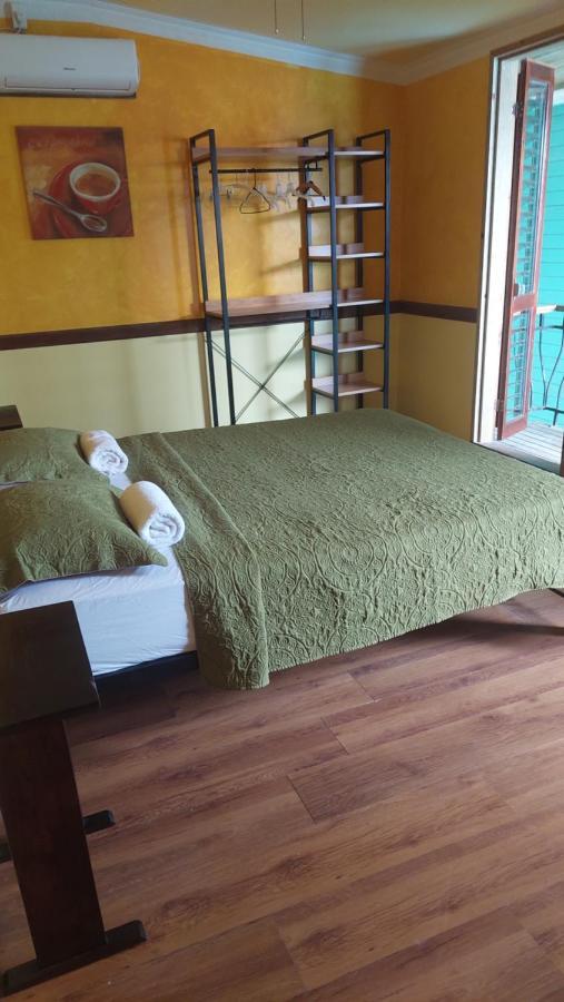 The Lighthouse At Casa Max Hotel Bocas Town Luaran gambar